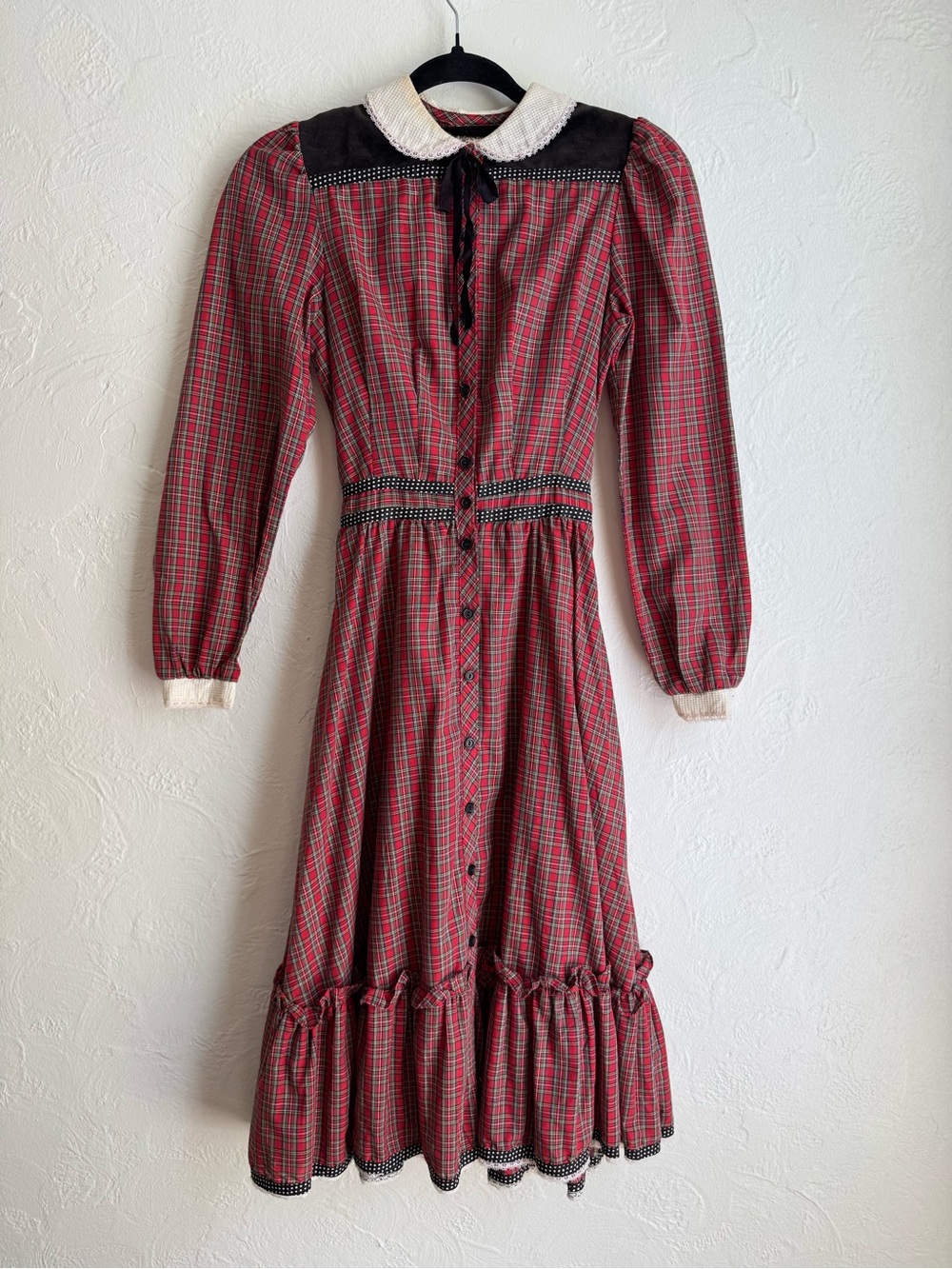 Vintage 1970s Gunne Sax Red Plaid Tartan Peasant Midi Dress White Collar 5